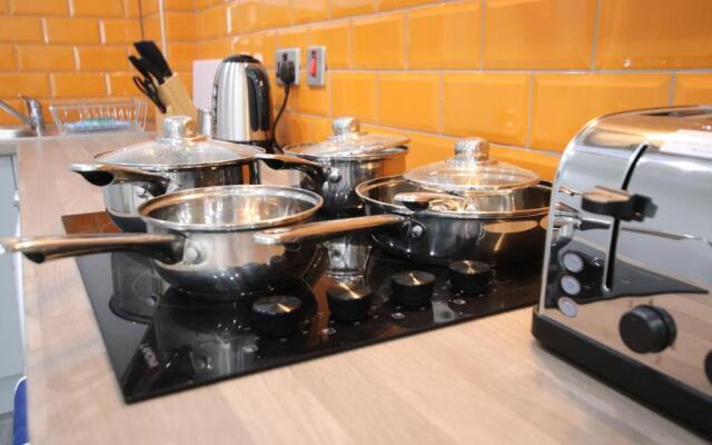 Halifax House, Studio Apartment 213