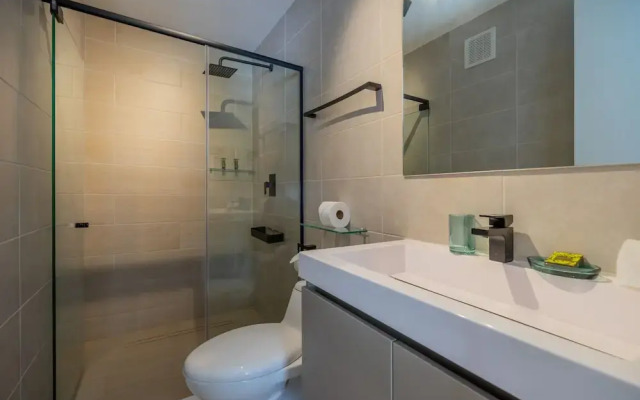 w Radiant 1BR w Modern Balcony in San Francisco