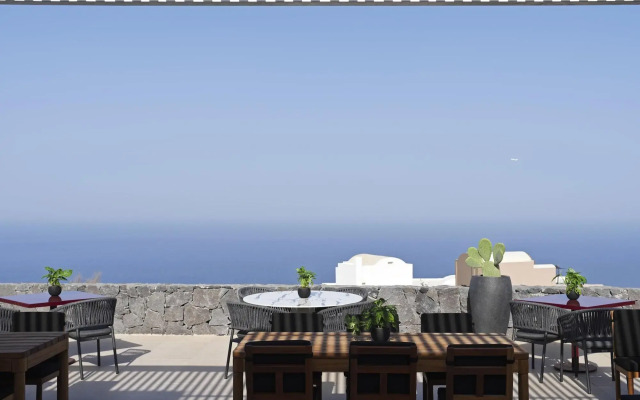 Cresanto Luxury Suites - Adults Only