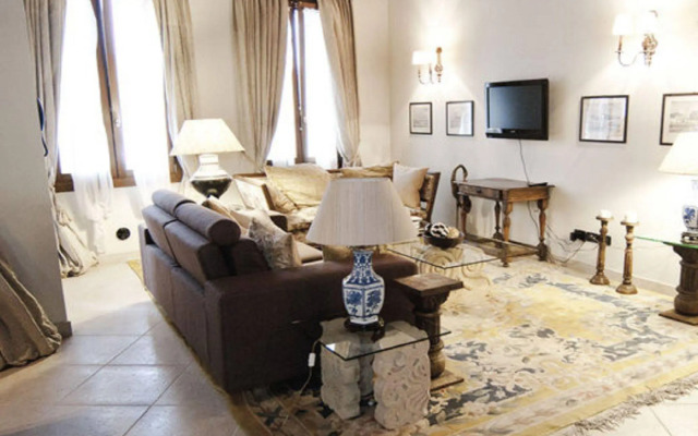 Venice Country Apartments