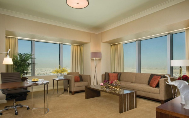 Отель Four Seasons Riyadh At Kingdom Center