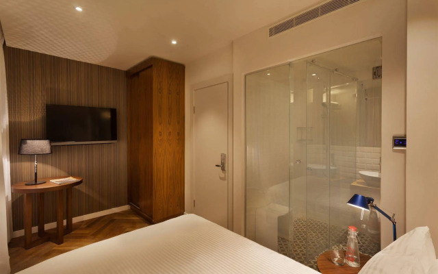 Jacob Shenkin Hotel