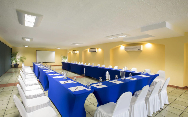 Vamar Vallarta All Inclusive Marina and Beach Resort