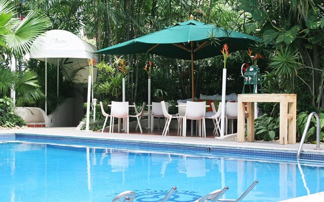 Hotel Altamira Suites