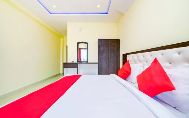 Oyo 40720 Hotel Srs Regency