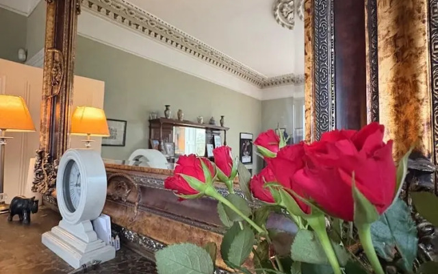 Fabulous 6 Bedroom Victorian Period House