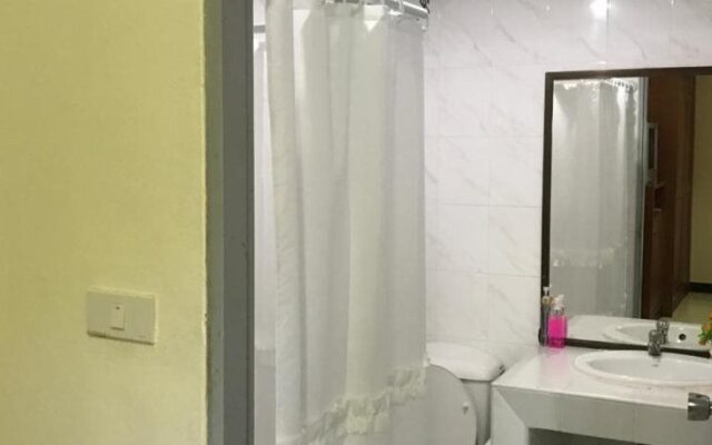 Phuket Holiday Hostel