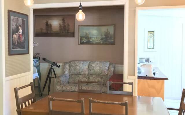 Windswept Country Retreat