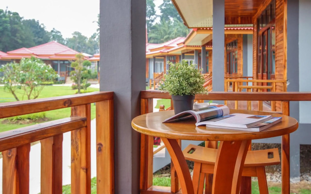 Lanta Lapaya Resort