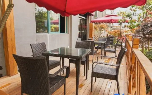 Lavande Hotel (Nanchang Honggutan) – Outside – Nanchang