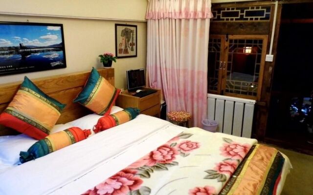 Lijiang One-in-hundred Inn