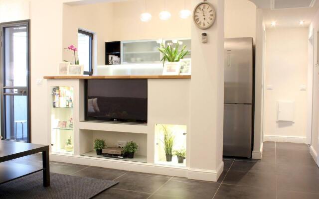 Tel Aviv Home