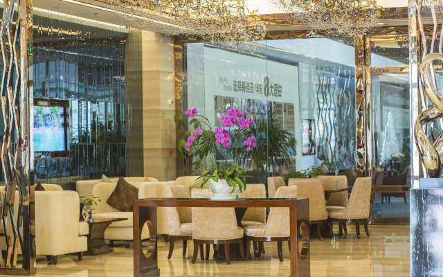 Longjiang Country Garden Phoenix Hotel