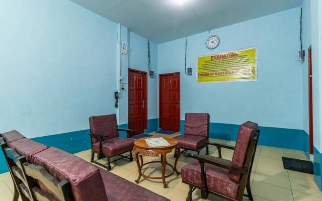 Surya Swalayan by RedDoorz