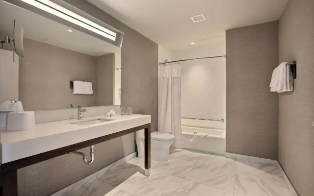 Courtyard by Marriott Montreal Brossard