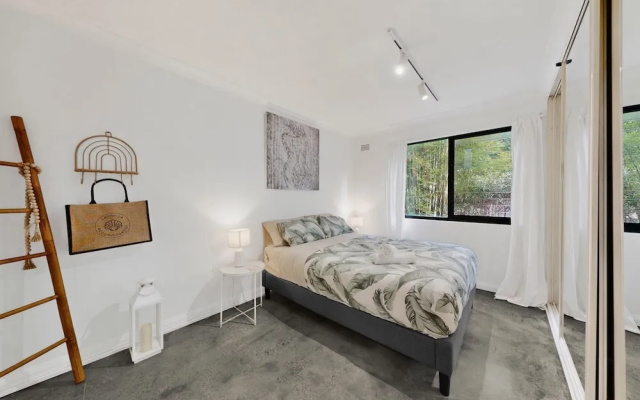 Beachside 1-bed Retreat With Parking Cronulla – Guest Rooms – Sydney