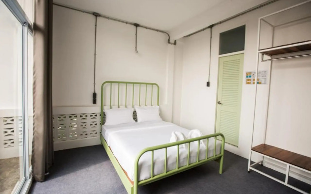 Memmoth Hostel In Lampang