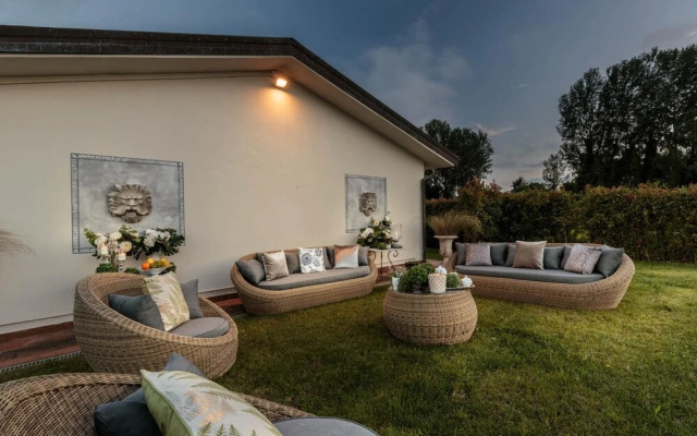 Villa Annalisa a Superbly Appointed Lucca Heaven