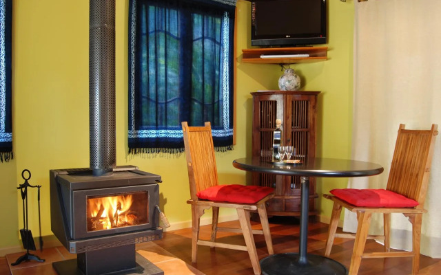 Witches Falls Cottages