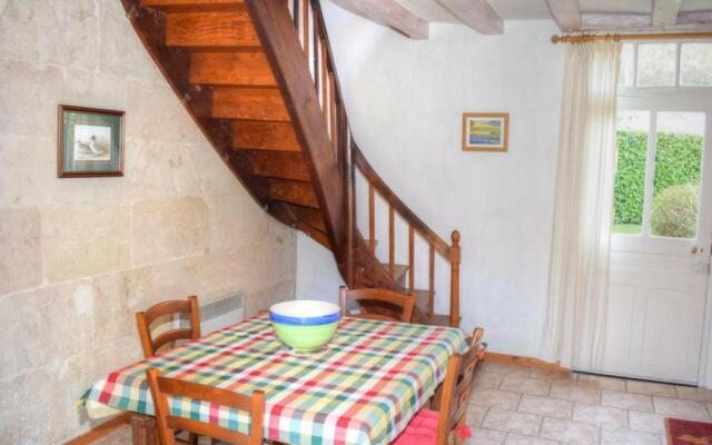 Gîte Cheillé, 2 Pièces, 3 Personnes - Fr-1-381-417