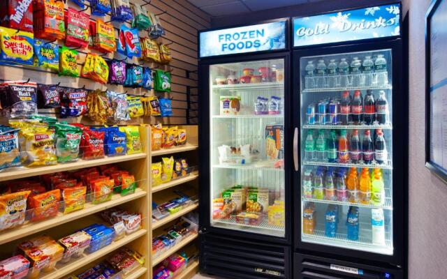 Holiday Inn Express & Suites Absecon-Atlantic City by IHG