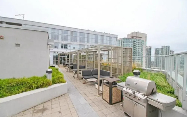 Toronto Suite Rentals - Fly Condo
