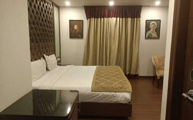 Hotel WTI Airport