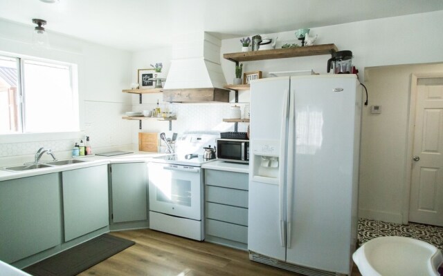 Happy Trails Bed and Breakfast