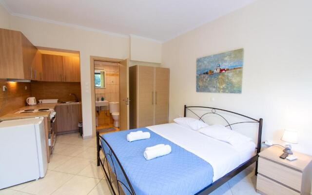 Fotis Apartments
