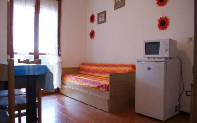 Apartment With Huge Shared Pool