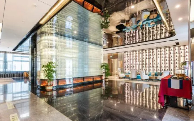 Madison Hotel Xining Haihu New Area