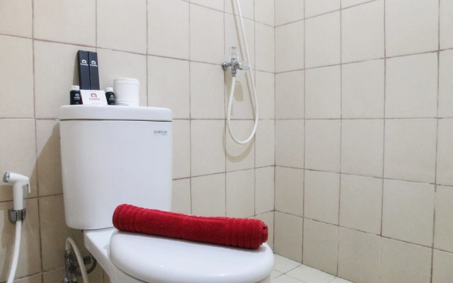 Homey Studio Tifolia Apartment