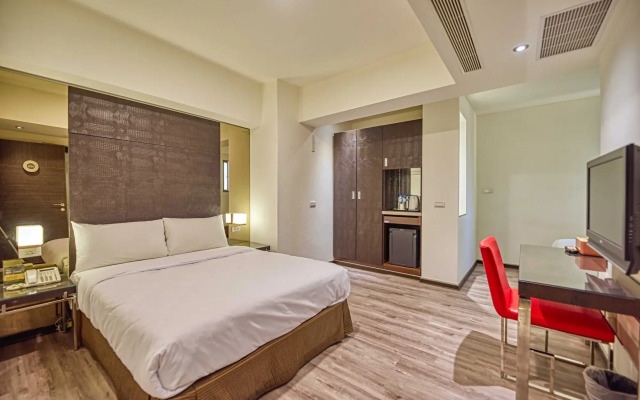 Jih Lih Hotel