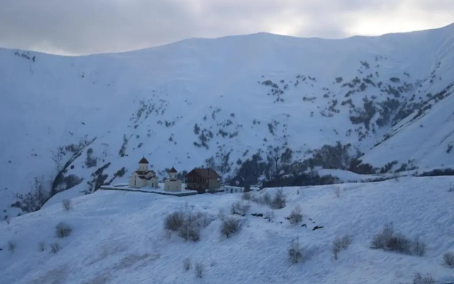 Cozy Studio in Gudauri 2004