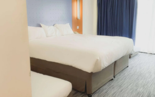 Ramada London North M1