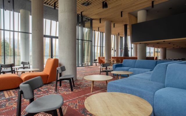 Hotel Nomad