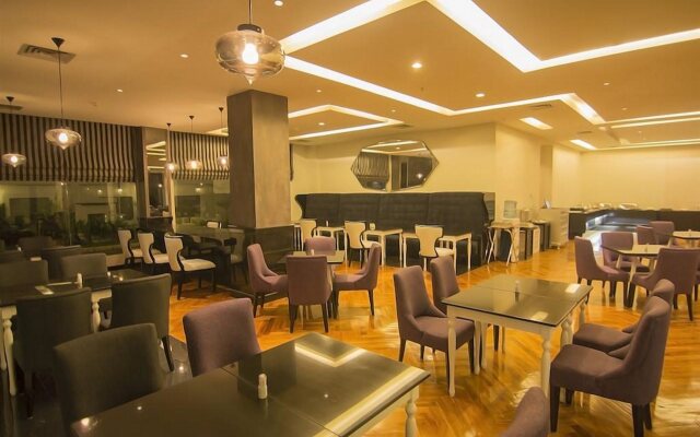 Diradja Hotel