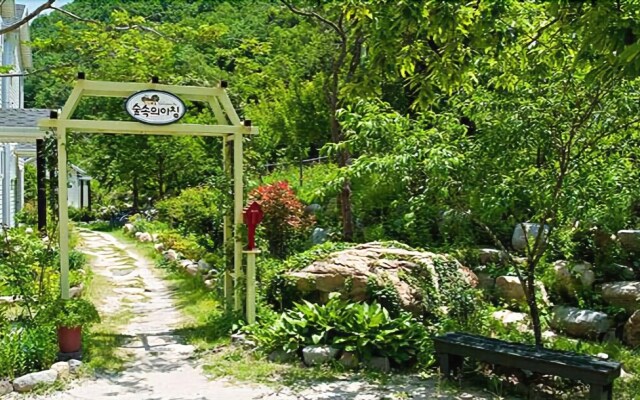 Gyeongju Forest Morning Pension