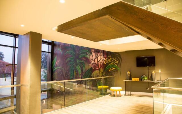 MGB Hotel at 2ten