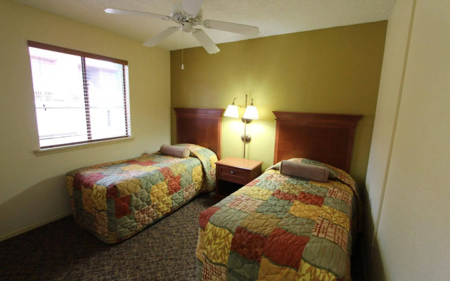 Crown Point Resort