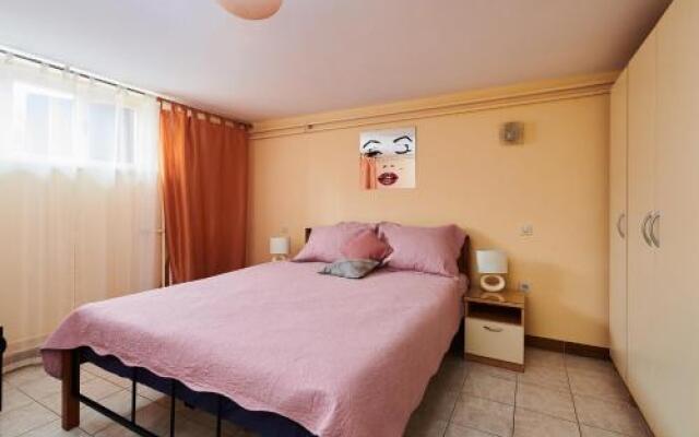 Seafront Apartment Jadri