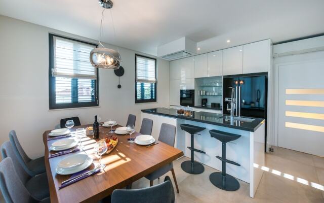 Saint Blaise Luxury Suite