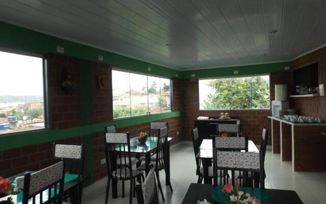 Pousada Monte Serrat