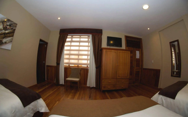 Pepe's House Cuenca Hotel & Hostel