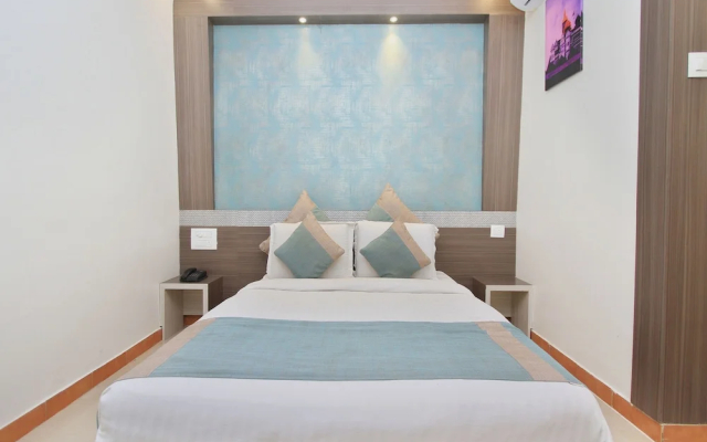 OYO 9332 Aishwarya Le Royale
