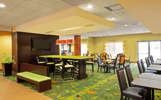 Fairfield Inn & Suites by Marriott Toronto Mississauga