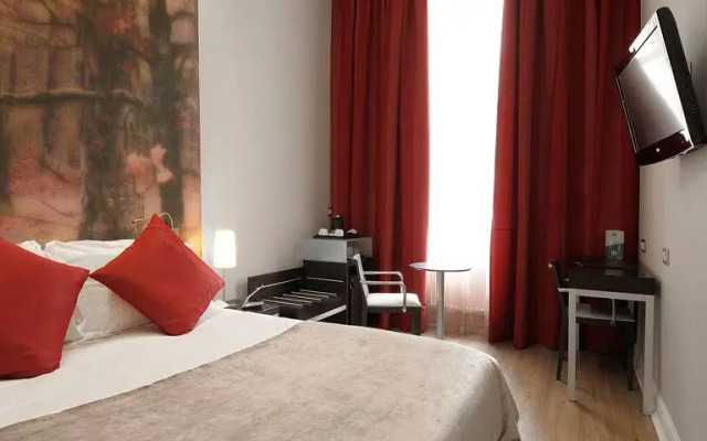 The Queens Gate Hotel