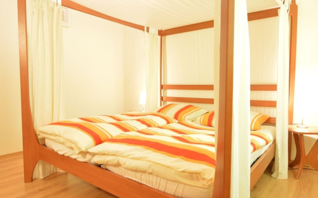 Charming, cosy apartment in a peaceful area.