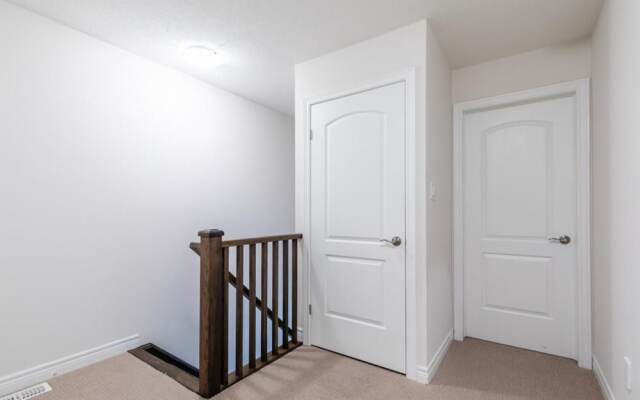 Modern Lakeshore 3BR 3BA TH Free Parking BBQ