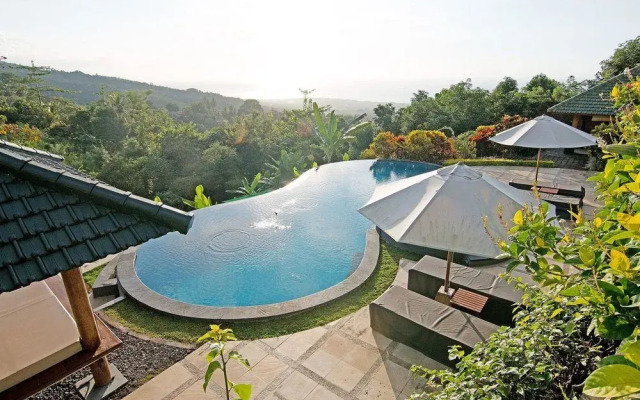 Zen Villa Lovina Ocean View